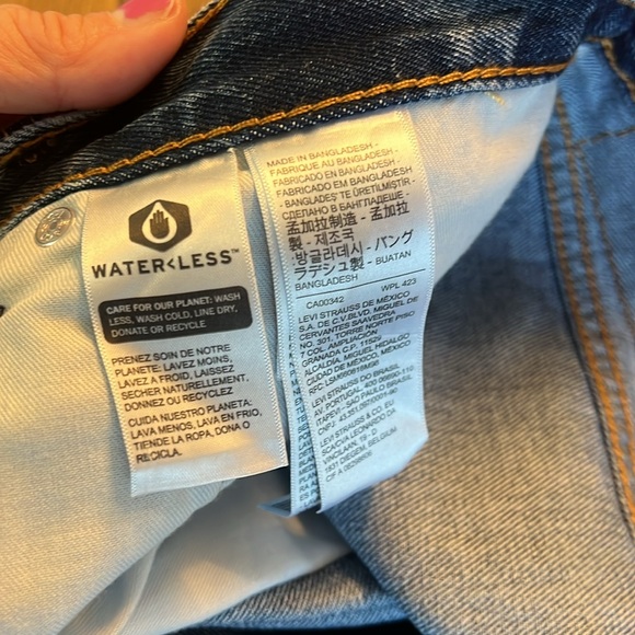 Levi's 550 Men's Jeans Relaxed Fit Size 40Wx38L - Picture 5 of 10